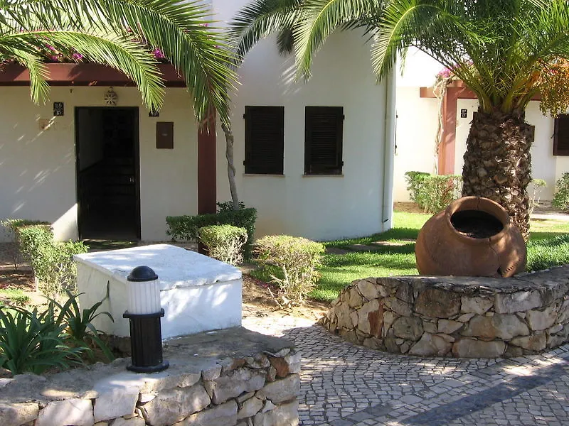 Hotel Apartamentos Vale De Carros Aldeia das Acoteias