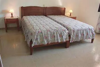 Hotel Apartamentos Vale De Carros Aldeia das Acoteias