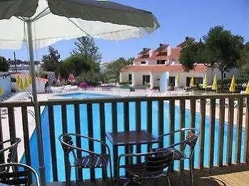 Apartamentos Vale De Carros Aldeia das Acoteias 3*,